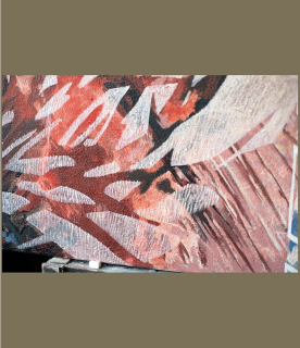 La texture de la peinture est ici apparente.