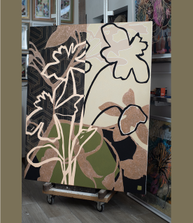 oeuvre posé sur le sol